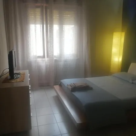 Apartment Casa Lara Centro Asti